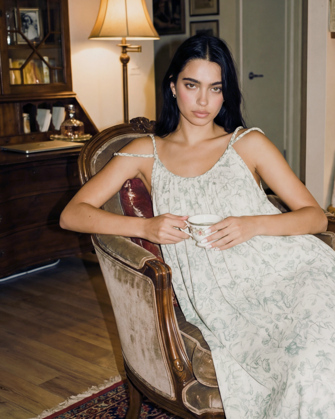 The Noel Dress (Moss Veil)